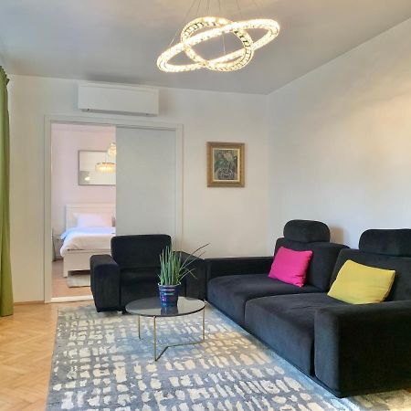 Elite Apartment Targu Mures Exterior photo